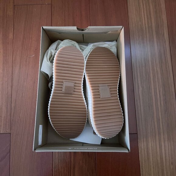 Dolce Vita Platform Sneakers, size 8 NWT - Picture 3 of 6